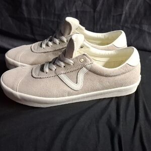 Vans Suede Sneakers in Gray and White